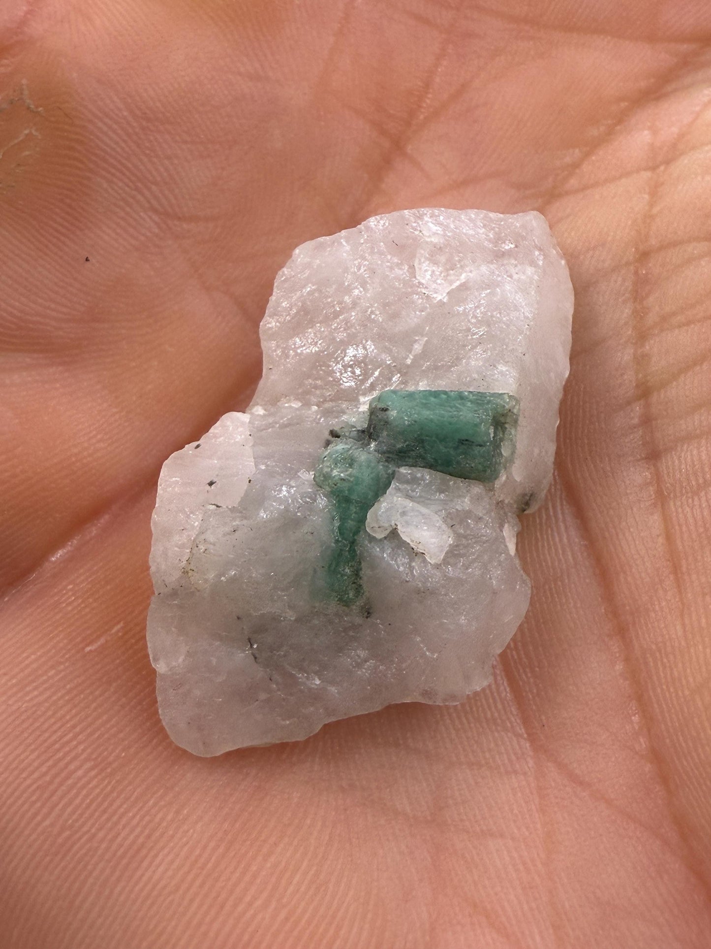 Rough Emerald on Quartz Matrix, Bahia, Brazil Emerald Stone, Brazilian Emerald, Heart Chakra, Brazilian Emerald, 7.70 grams