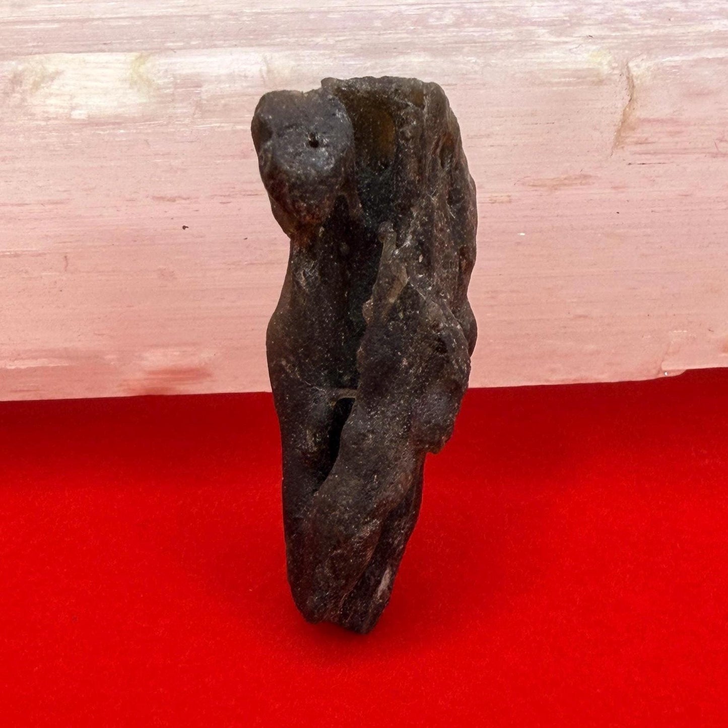 Darwin Glass Tektite: Tasmanian Impactite Talisman, 2.68 grams