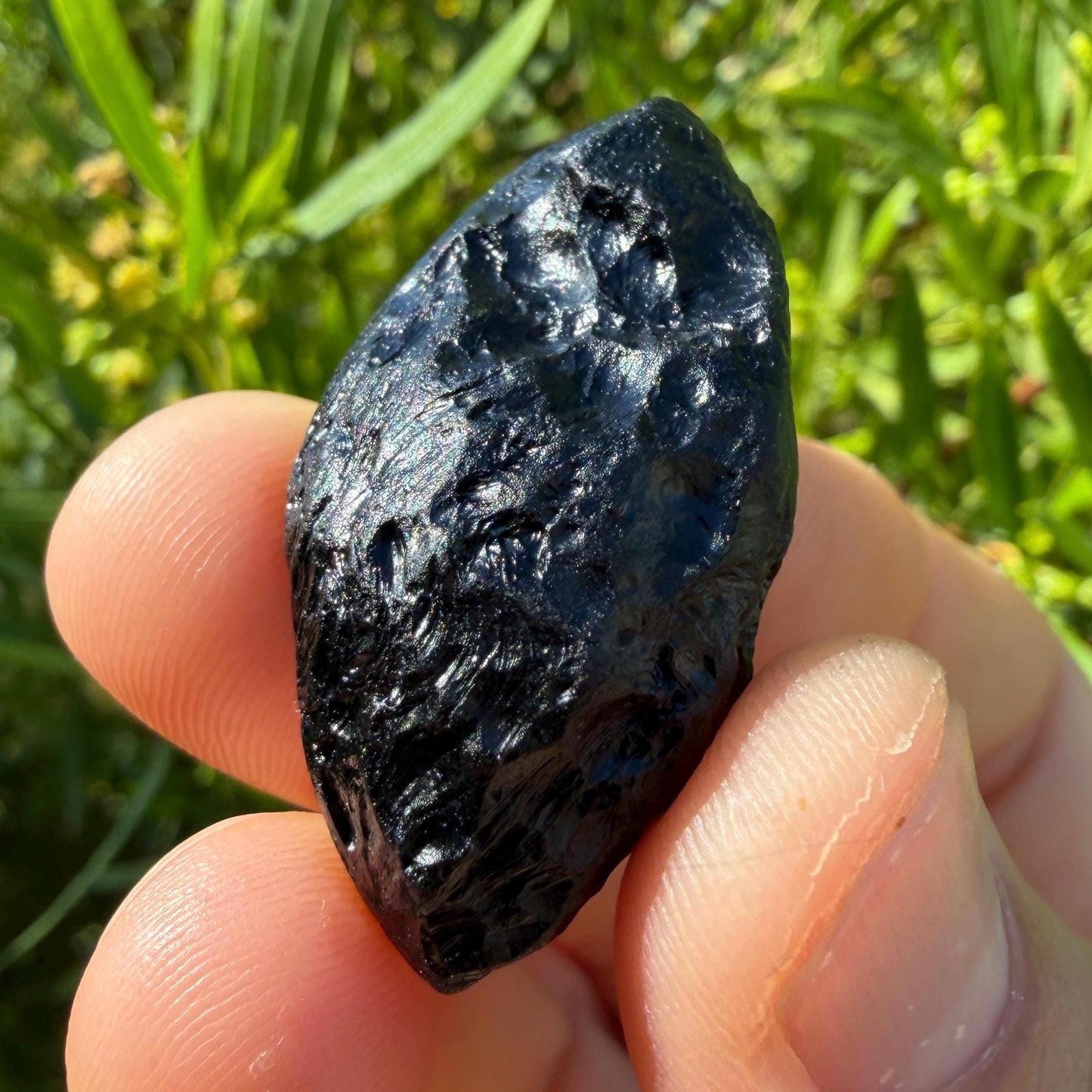 Indonesian Tektite: Indochinite Impactite, Energy Work Stone, 15.48 grams