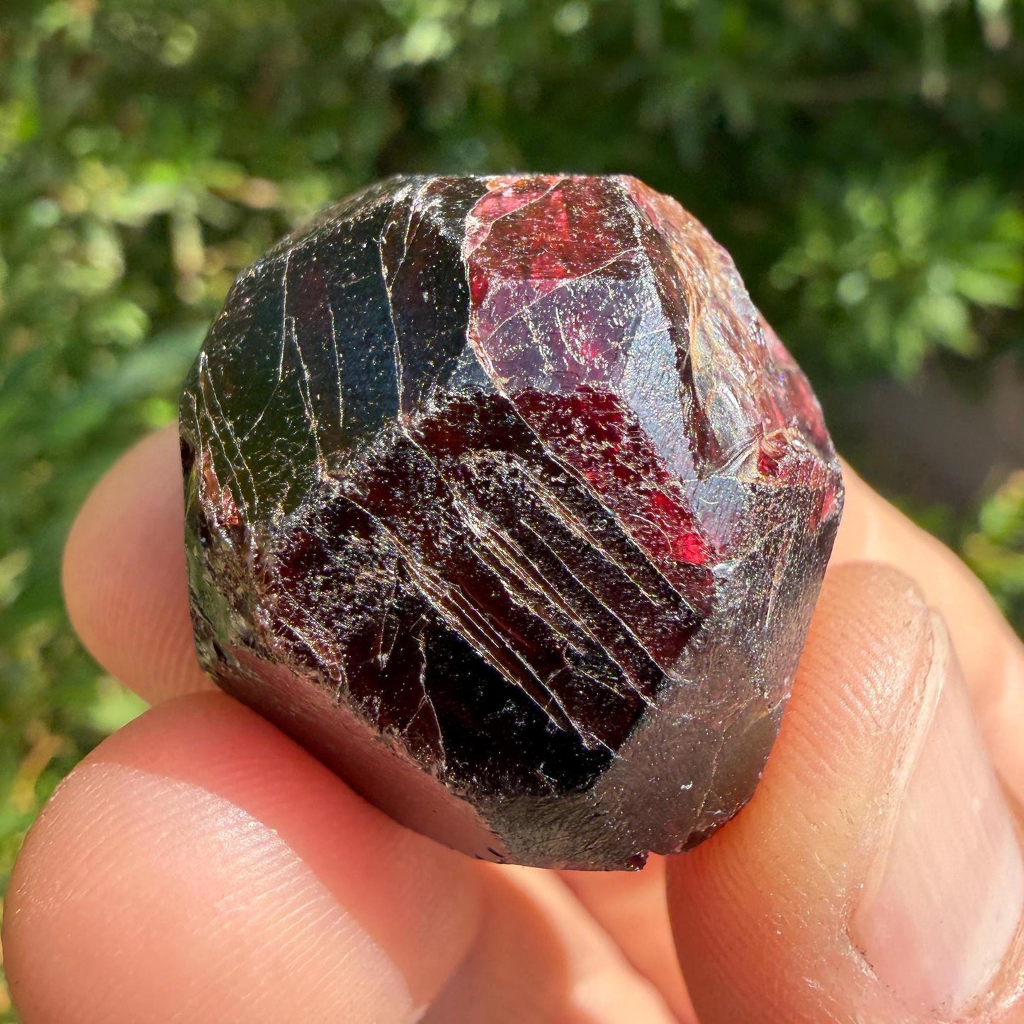Moroccan Almandine Garnet Crystal: Dodecahedron Shape, 33.21 grams