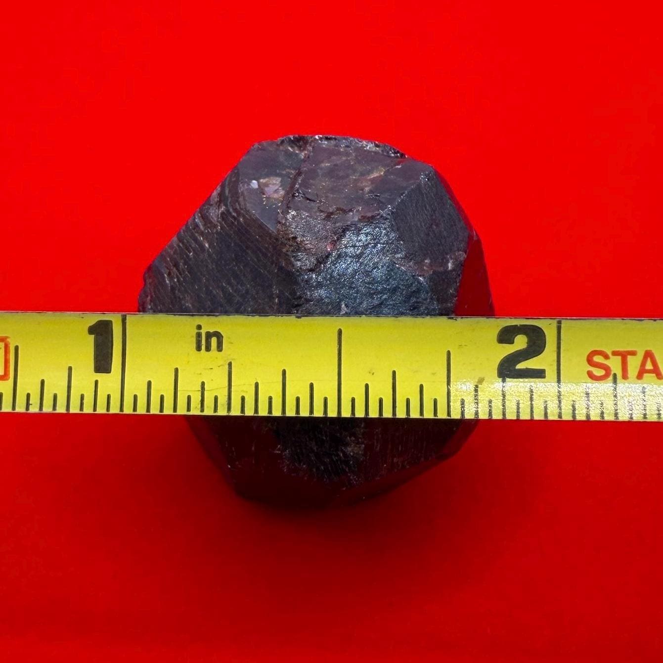 Moroccan Almandine Garnet Crystal: Dodecahedron Shape, 33.21 grams