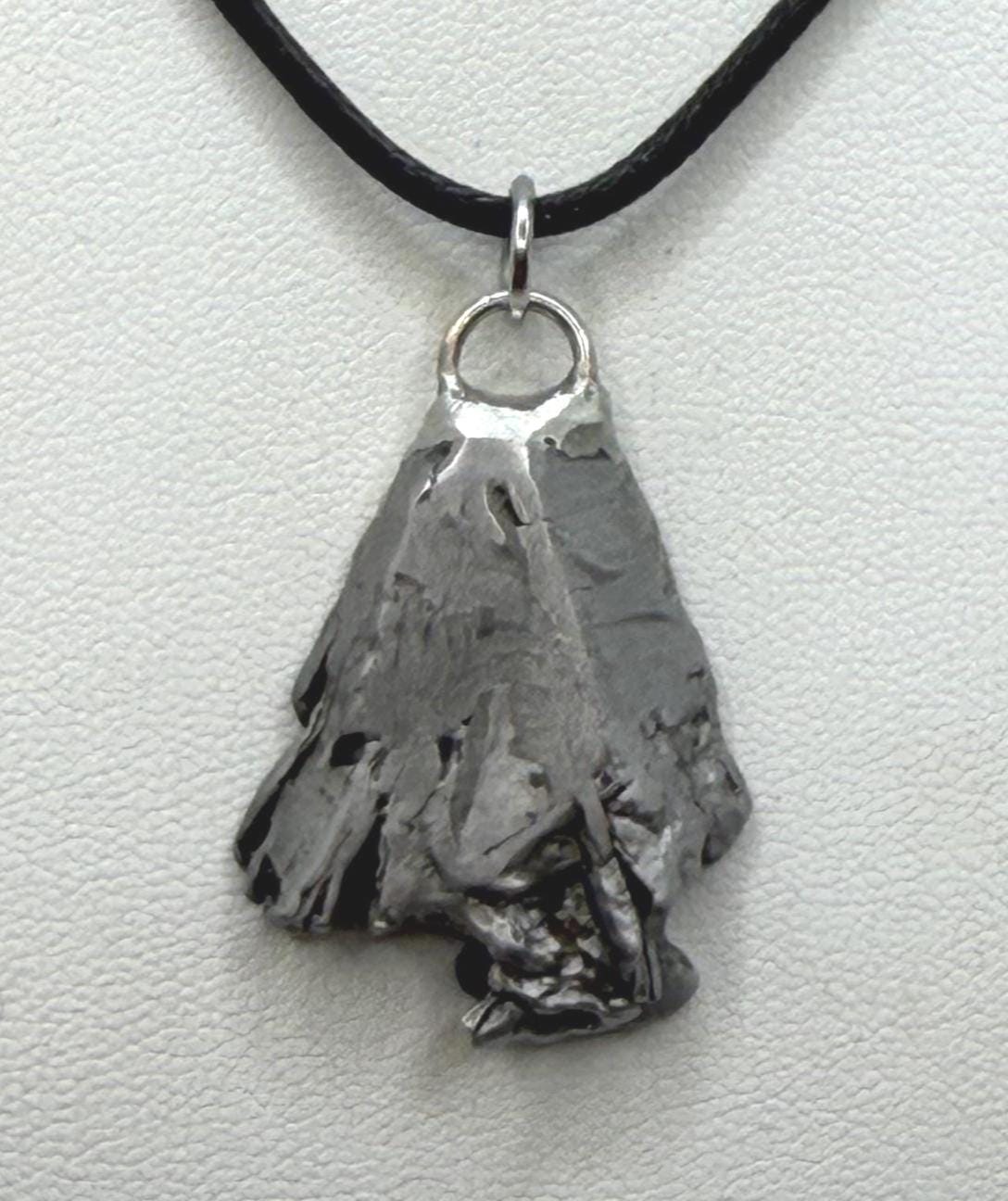 Aletai Meteorite Pendant: Visible Widmanstätten Pattern, Authentic Space Jewelry, Cosmic Jewelry, 11.55g