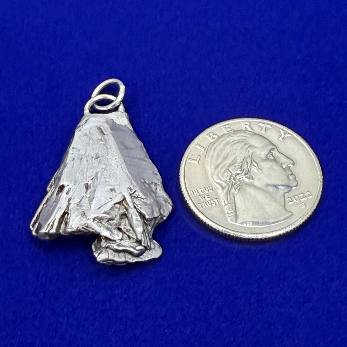 Aletai Meteorite Pendant: Visible Widmanstätten Pattern, Authentic Space Jewelry, Cosmic Jewelry, 11.55g