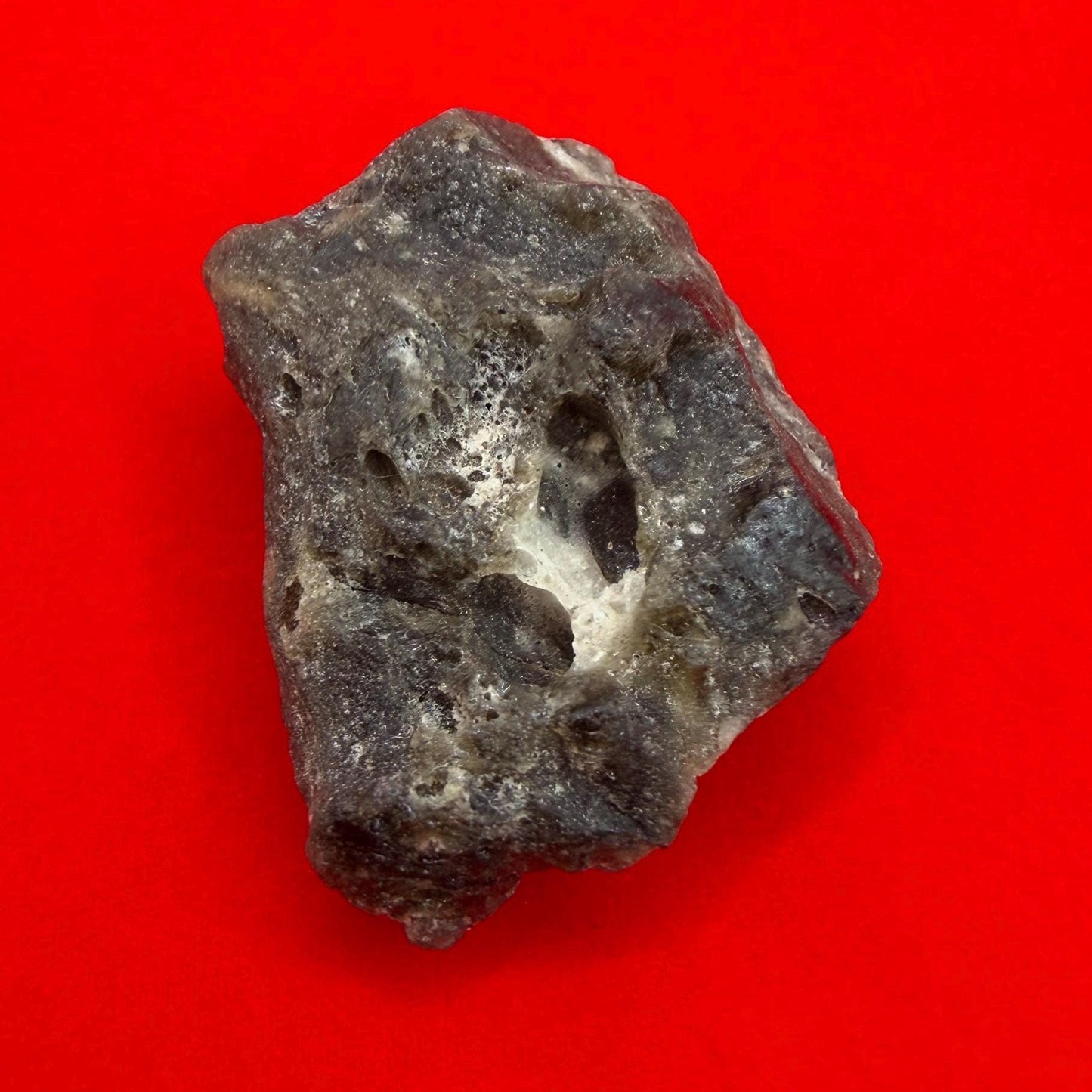 Darwin Glass Tektite: Tasmanian Impactite Talisman, 11.41g