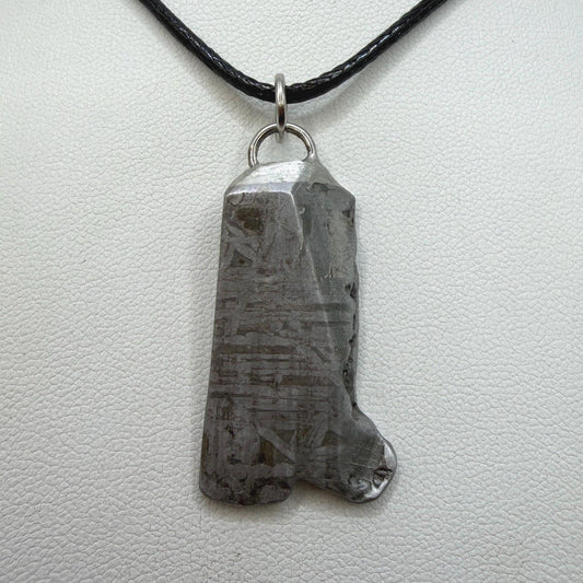 Aletai Meteorite Pendant: Visible Widmanstätten Pattern, Authentic Space Jewelry, Cosmic Jewelry, 15.74g