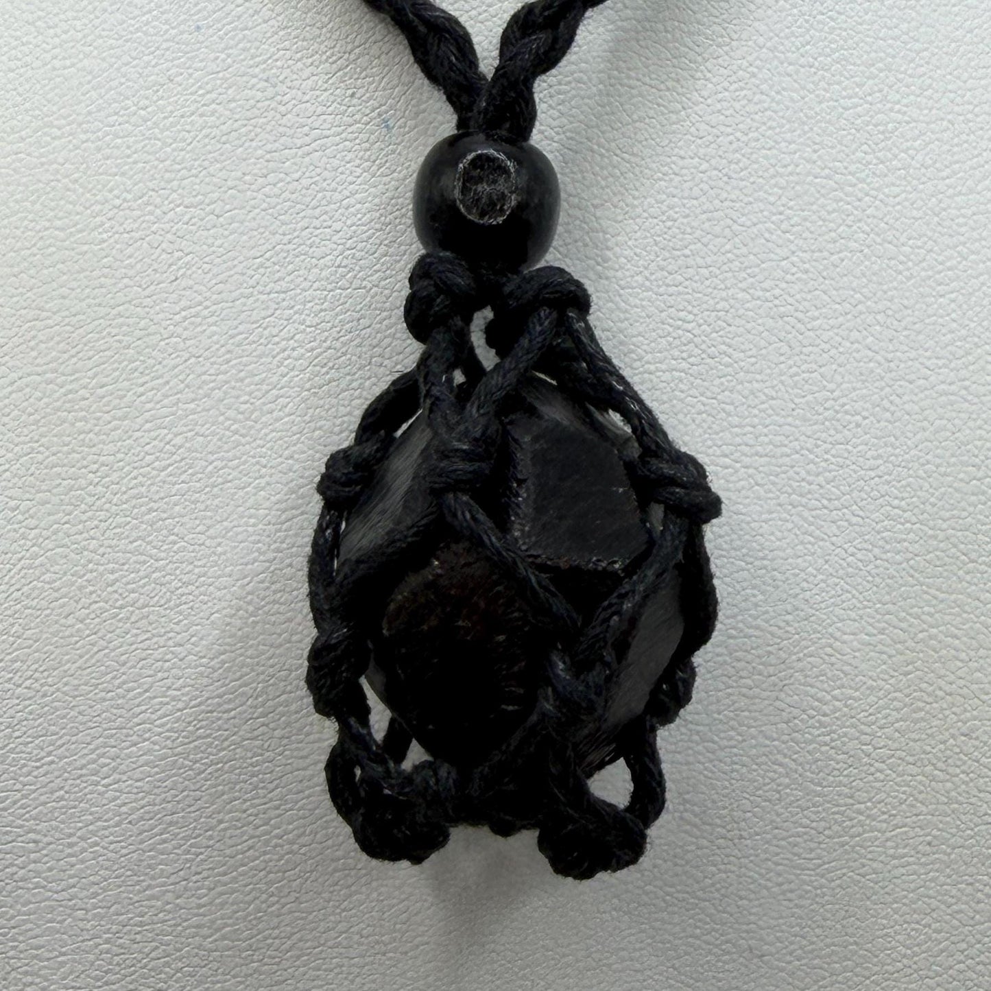 Moroccan Almandine Garnet Crystal: Dodecahedron Shape, 26.71 grams