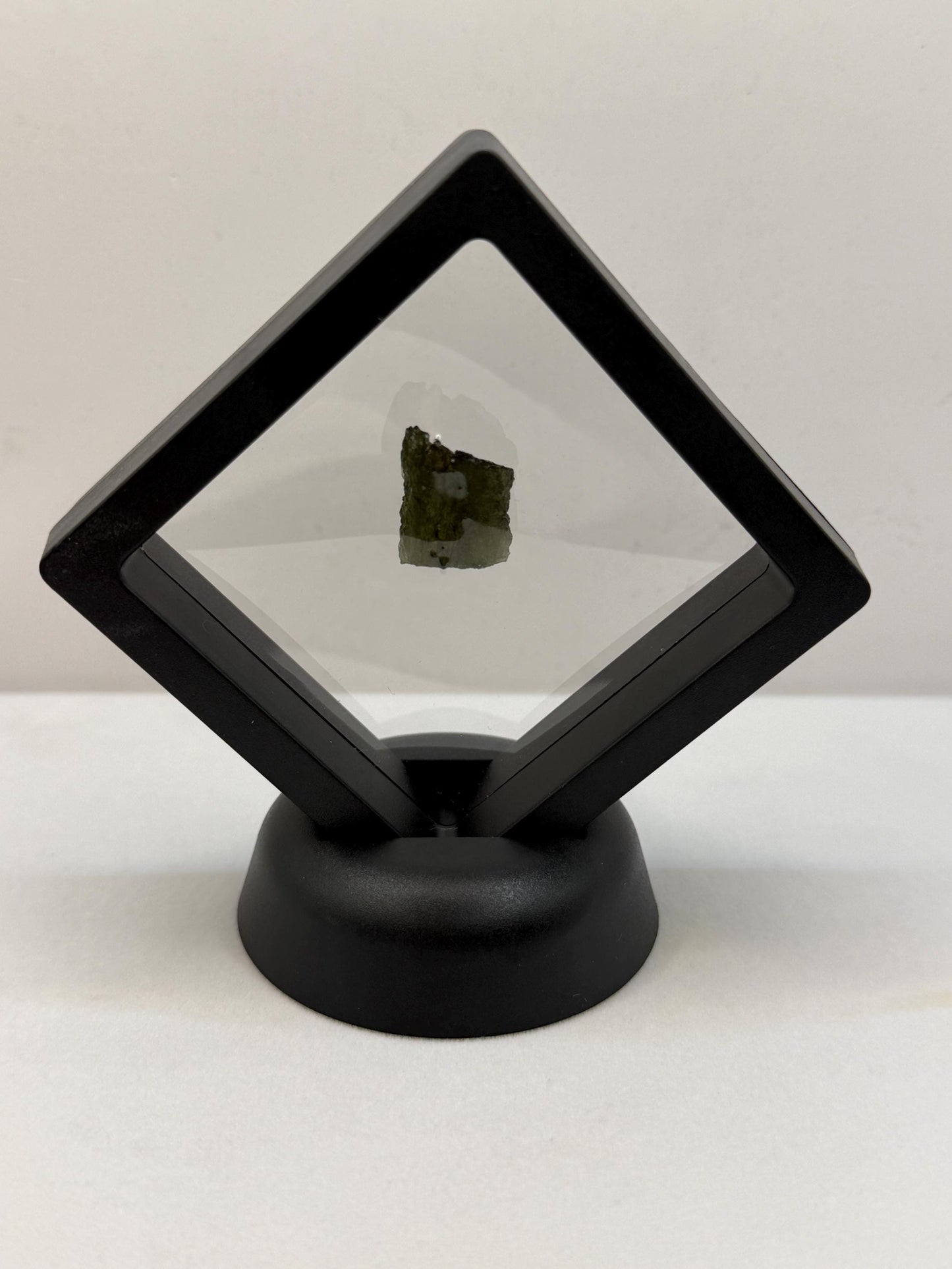 Authentic Moldavite Tektite Specimen: Energy Work 2.60g/13ct