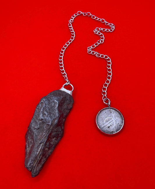 Canyon Diablo Meteorite Pendulum with Etched Meteorite Grip – 30.35g