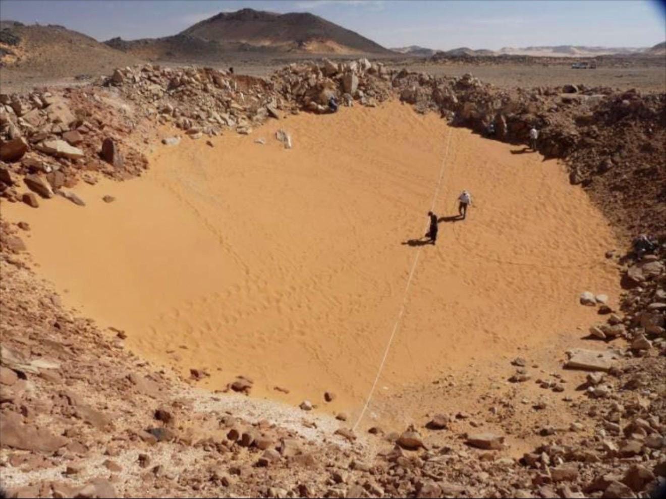 Unique Iron Meteorite Specimen Gebel Kamil, Astronomy Gift, Space Gift, Iron Meteorite, Egypt, 20.61g