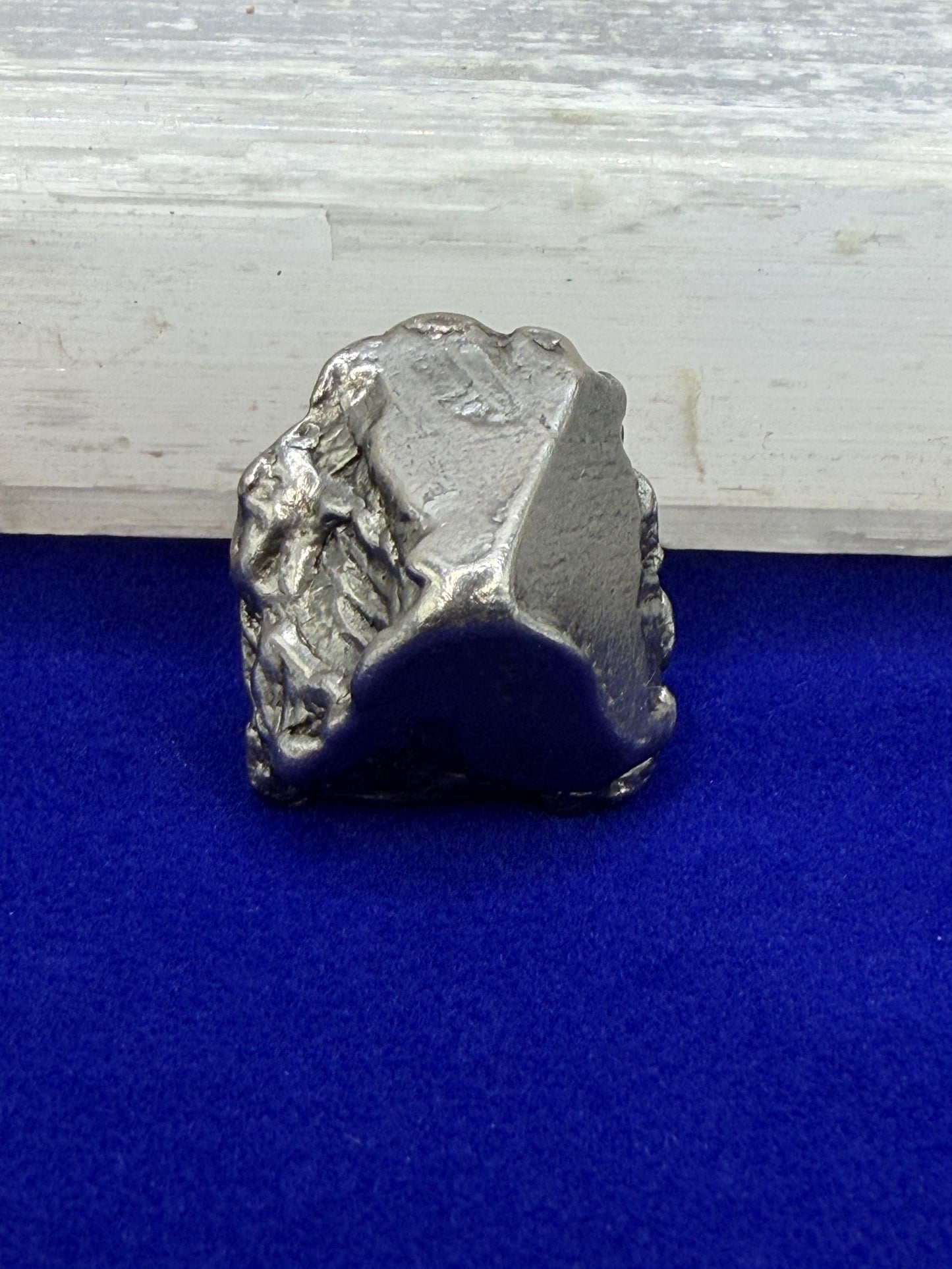 Aletai Iron-Nickel Meteorite Specimen: Natural Meteorite Pyramid, Astronomy Gift, 19.12 grams