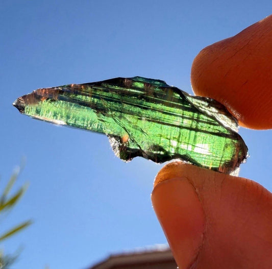 Rare Brazilian Vivianite Crystal: Reiki Energy Stone, Collector's Gem, 3.66g/18.3ct