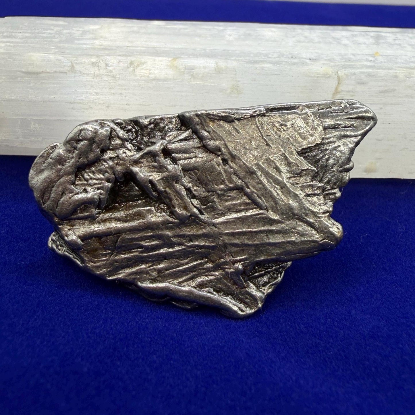 Aletai Iron-Nickel Meteorite Specimen: Widmanstätten Pattern, 55.93g
