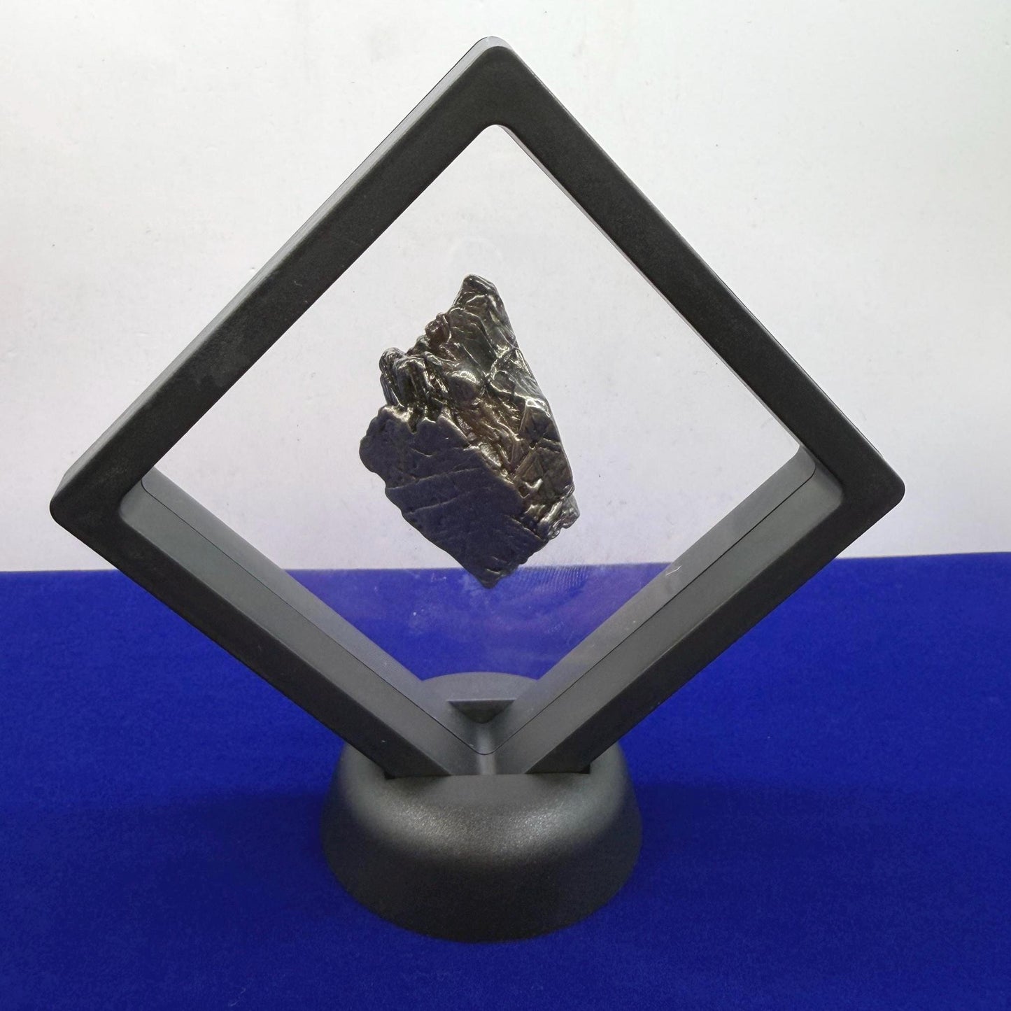 Aletai Iron-Nickel Meteorite Specimen: Widmanstätten Pattern, 55.93g